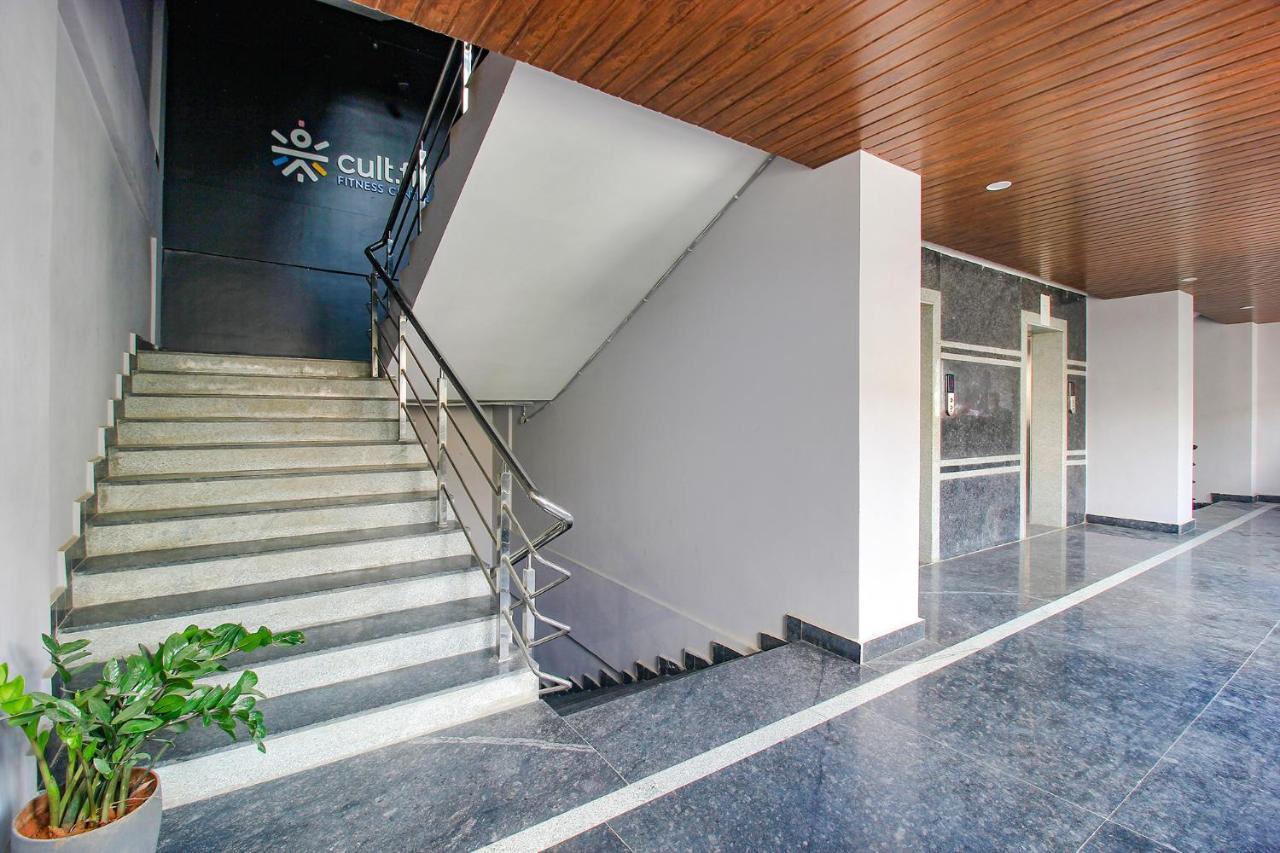 Fabhotel Ssr Fern Suites - 100M From Gsm Mall Madeenaguda Lingampalli Exterior foto